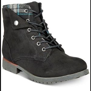 Rock & Candy Tavin Booties size 7